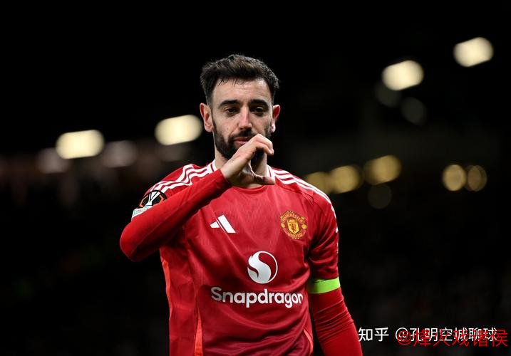 欧联杯-B费救主马奎尔送礼 曼联险胜格拉斯哥流浪2-1